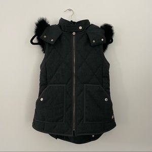 Massimo Dutti best gray and black fur size S